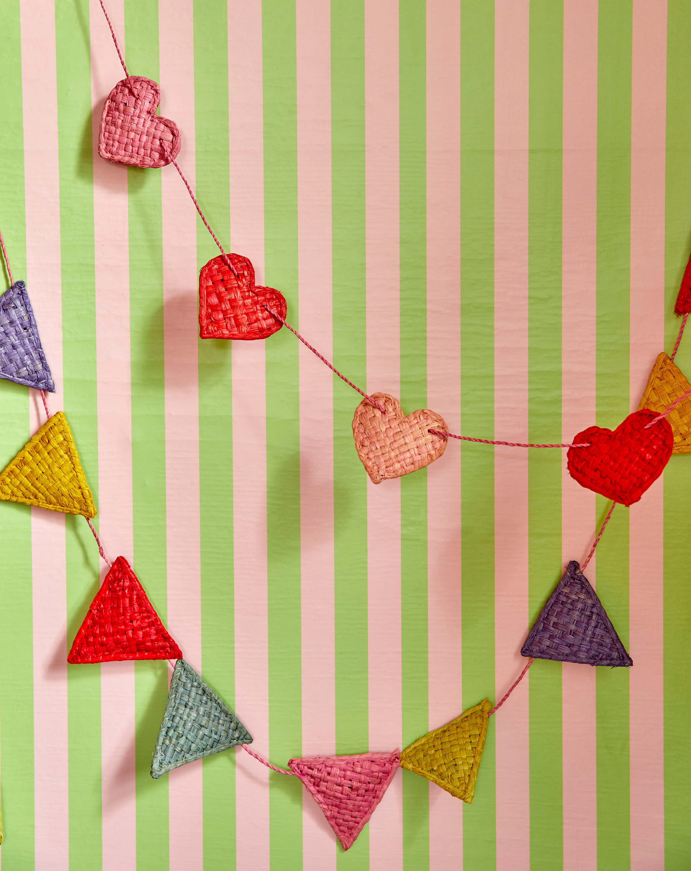 Raffia-Girlande FLAG (185cm) in bunt