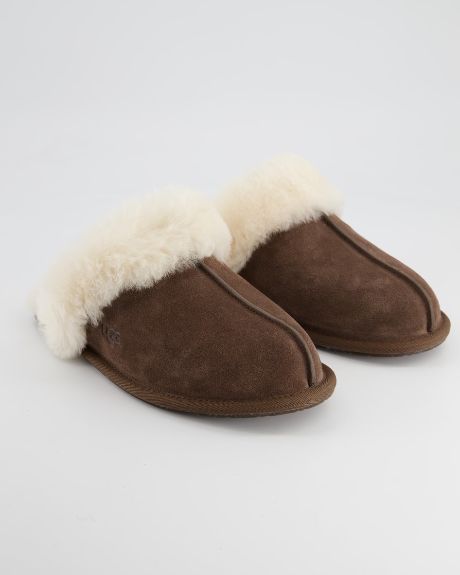 UGG Scuffette II Hausschuhe in Braun