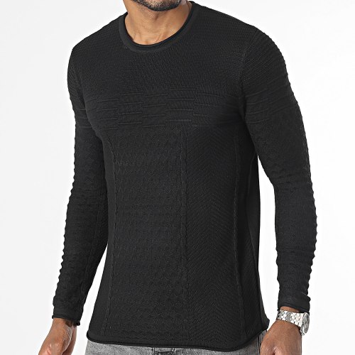 Pull Noir