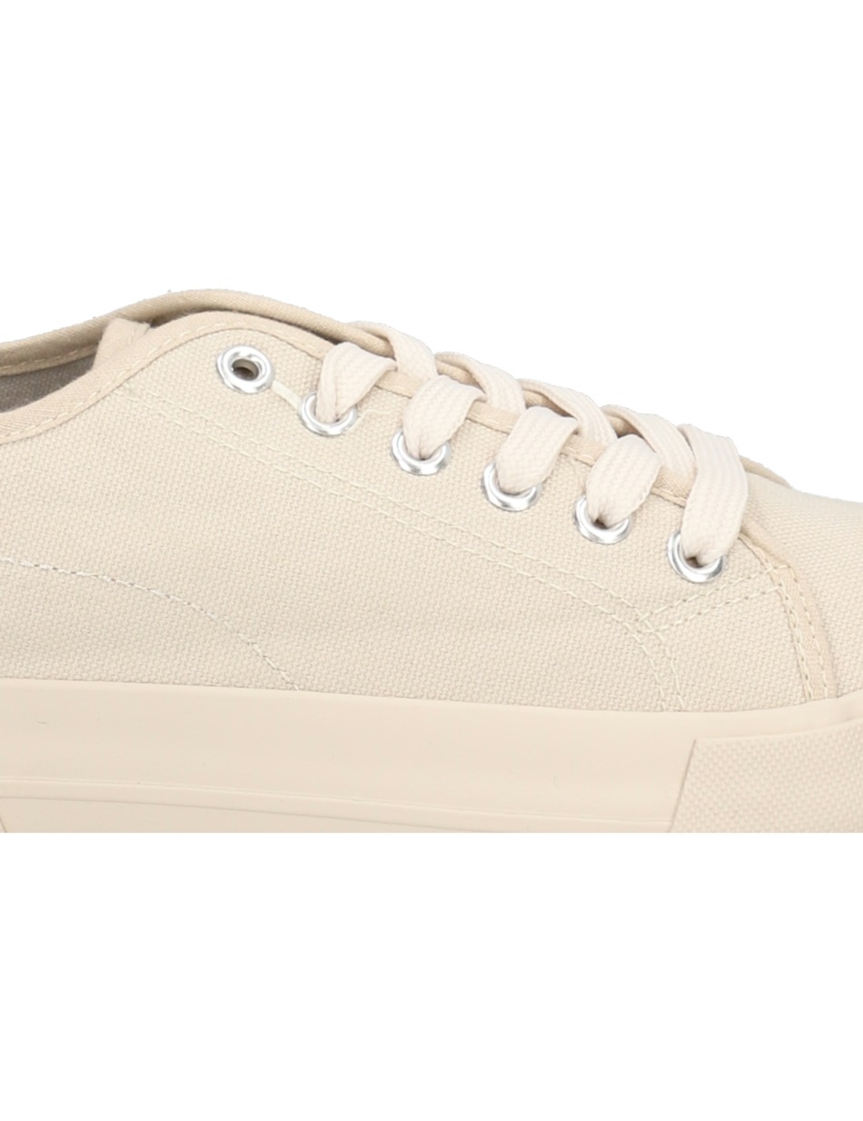 Canvas Sneaker