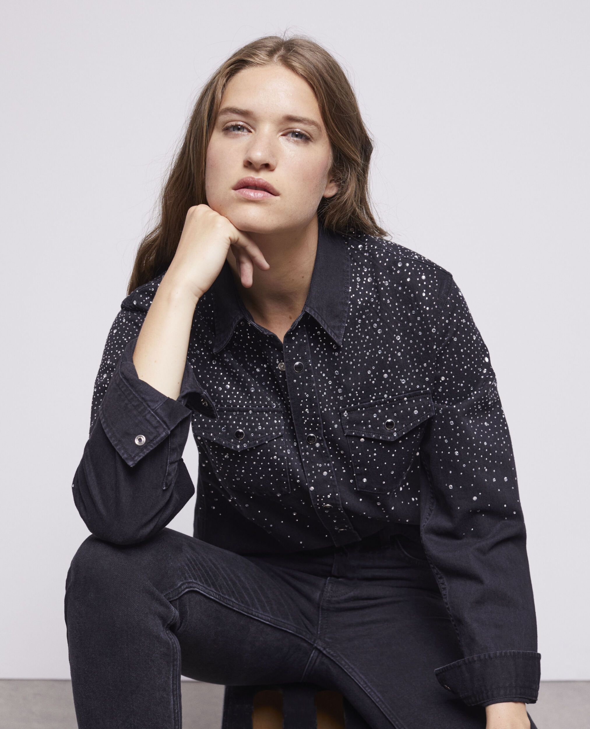 Chemise détails strass noire