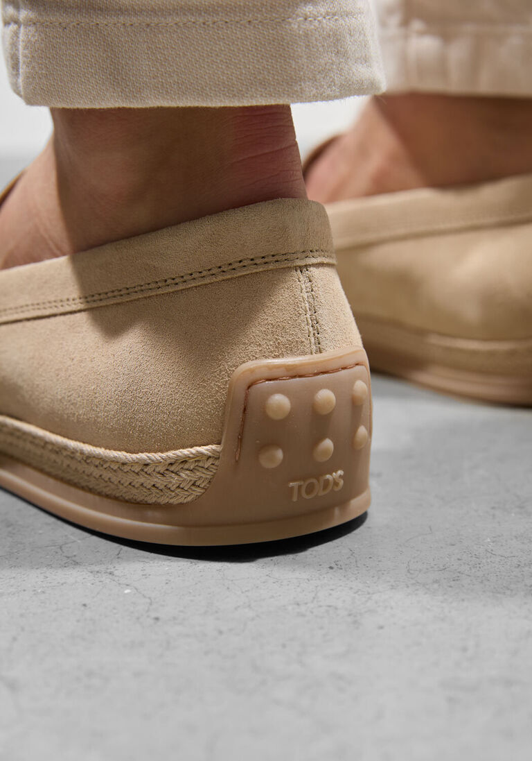 beige tod's instappers pantofola gomma rafia tv
