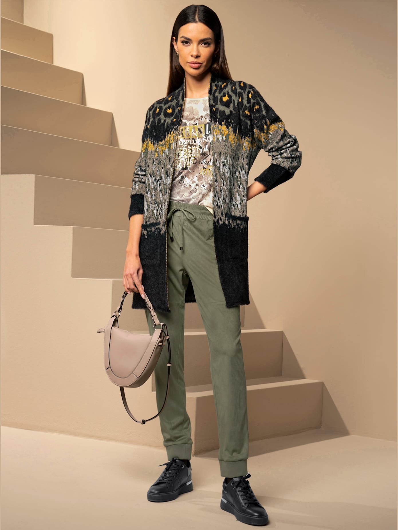 Veste en tricot superbe motif jacquard