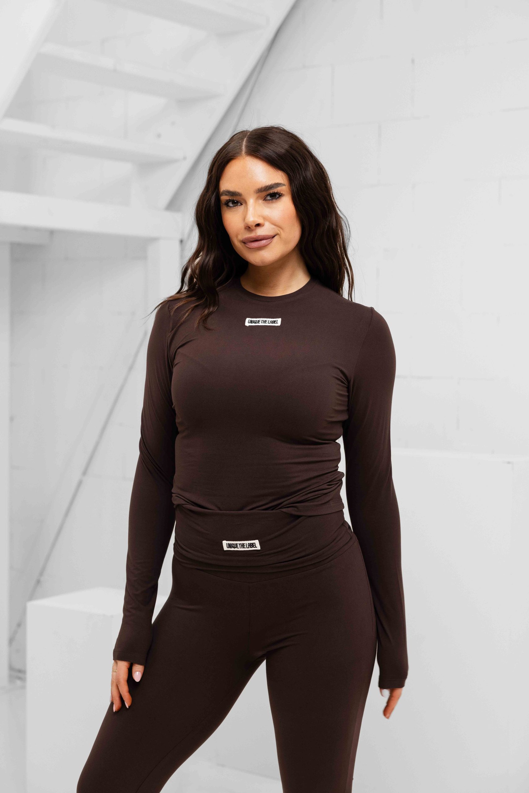 Unique The Label Nena Longsleeve Dames Donkerbruin