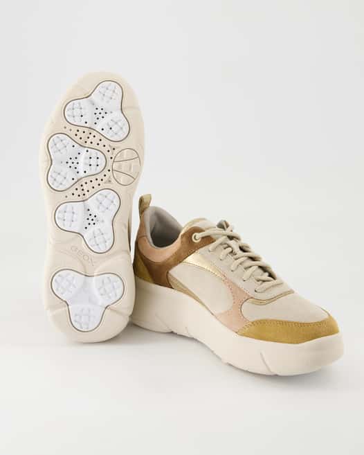 Geox Nebula 2.0 Sneaker in Beige