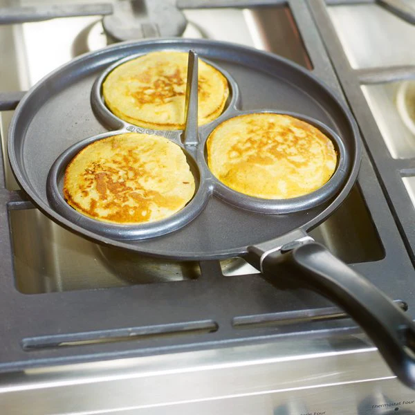 Moule silicone 3 blinis pour poêle Patisse