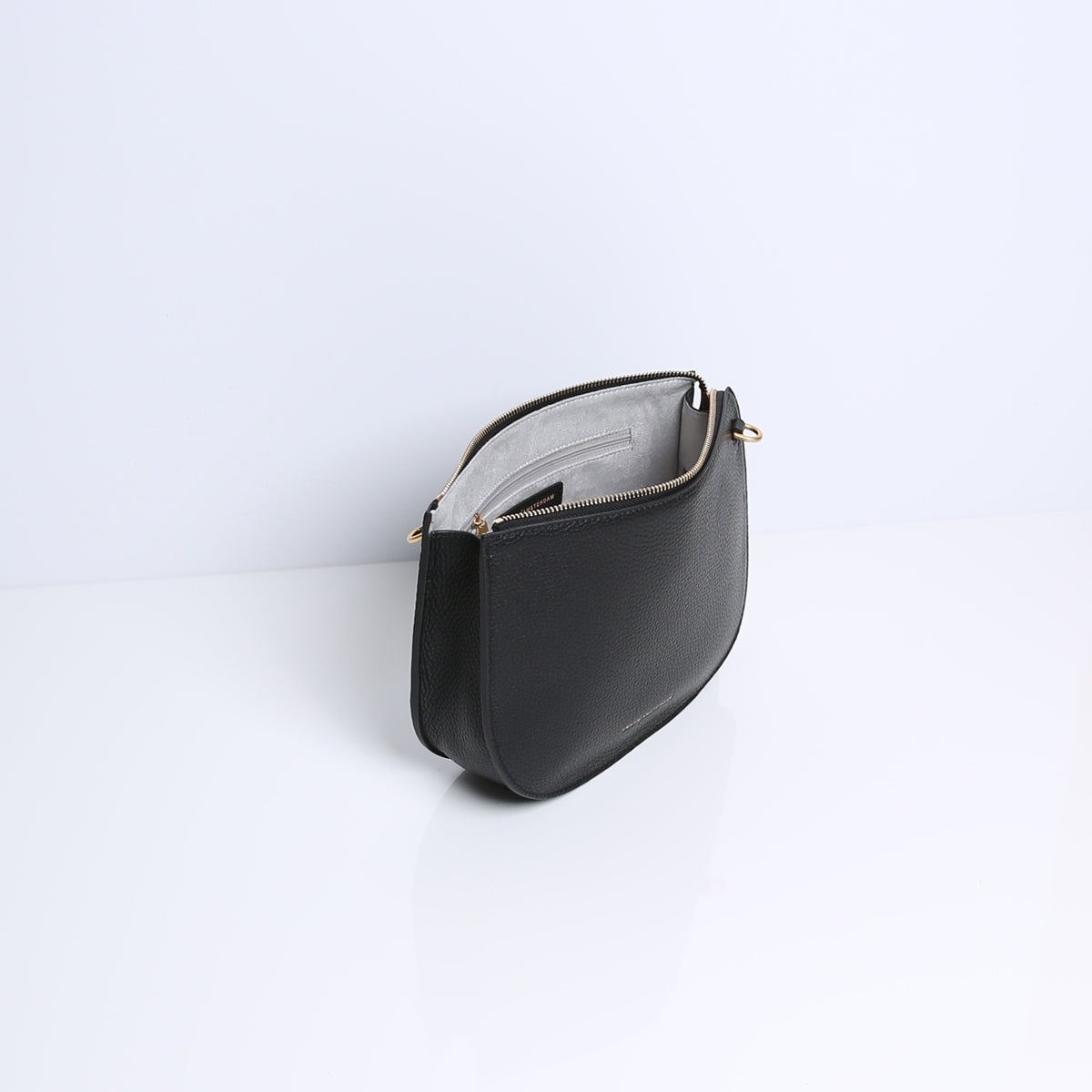SILKE | BLACK