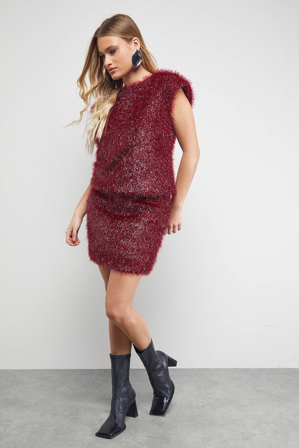 Warehouse Robe Mini à Taille Basse en Tinsel Pelucheux