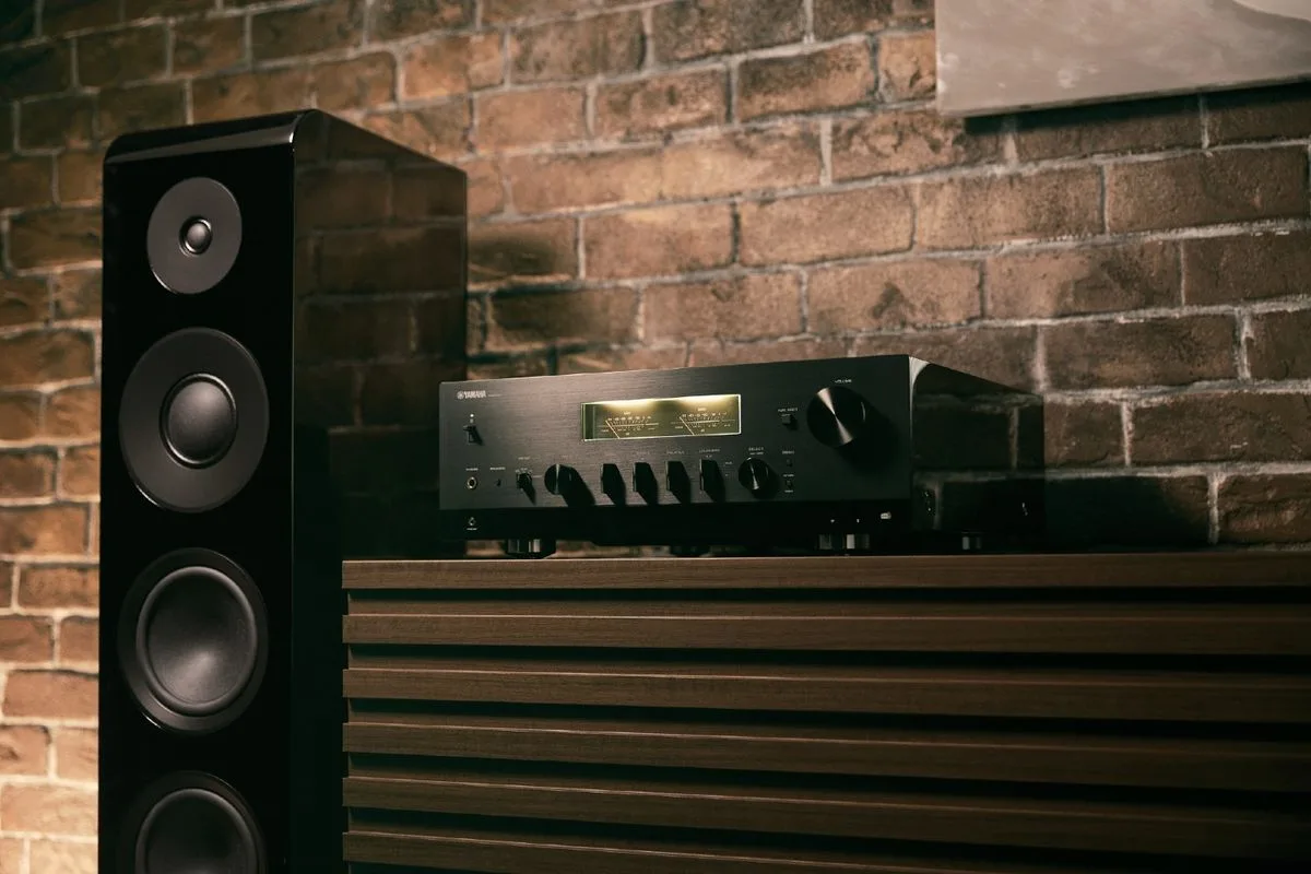 Yamaha R-N2000A Noir Amplis hi-fi stéréo