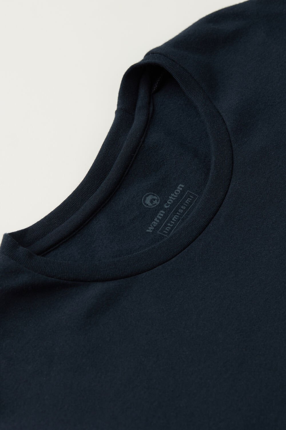 Blusa de manga comprida em algodão quente