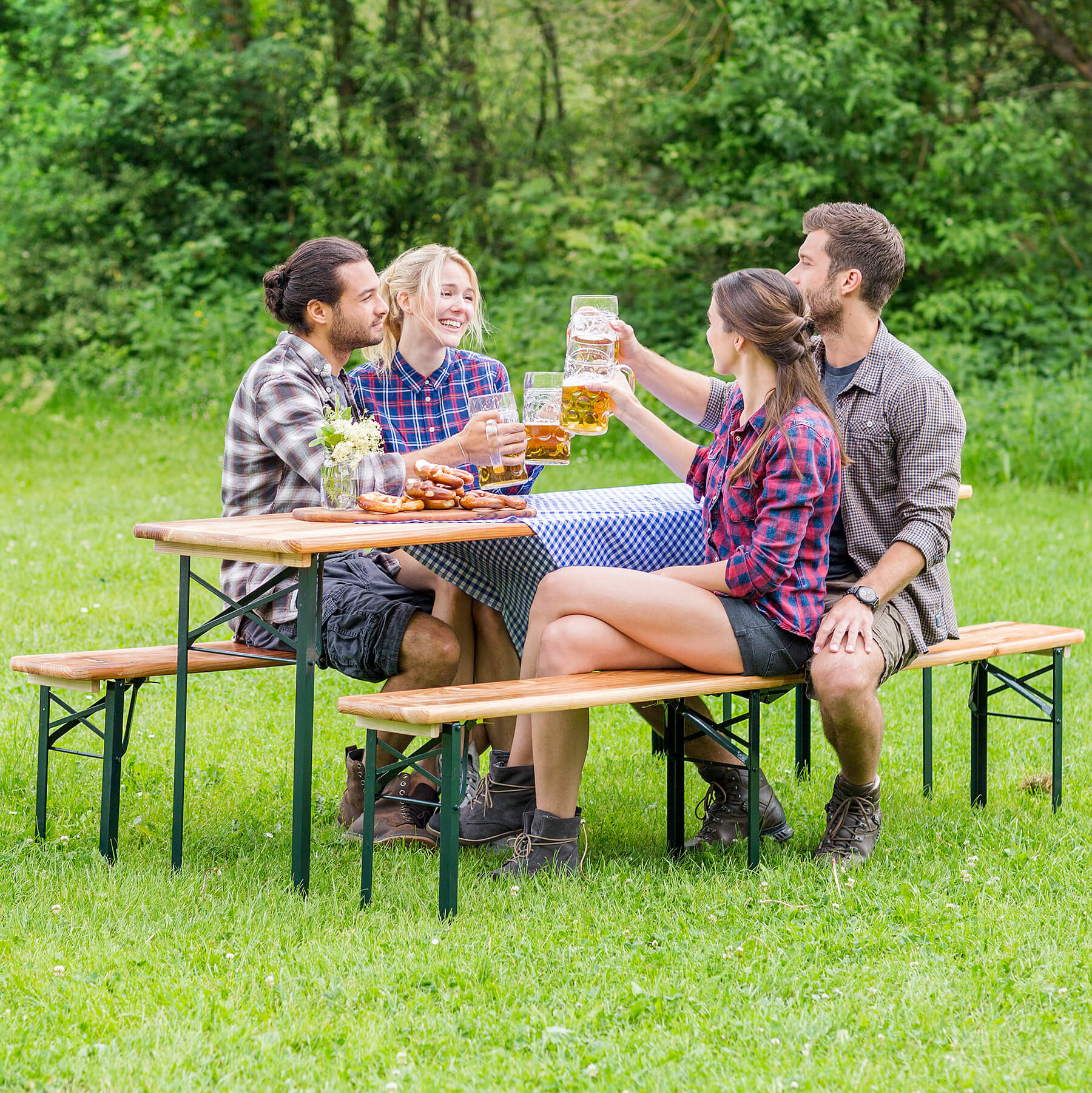 tectake® Bierzeltgarnitur, 3-teilig, belastbar, Holzlackierung mit Klarlack