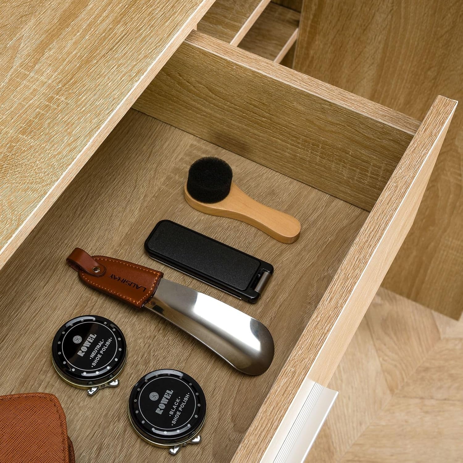 CARO-Möbel Schuhschrank DEUSTO Schuhregal Schuhkommode mit 1 Schublade und 3 Türen in Eiche
