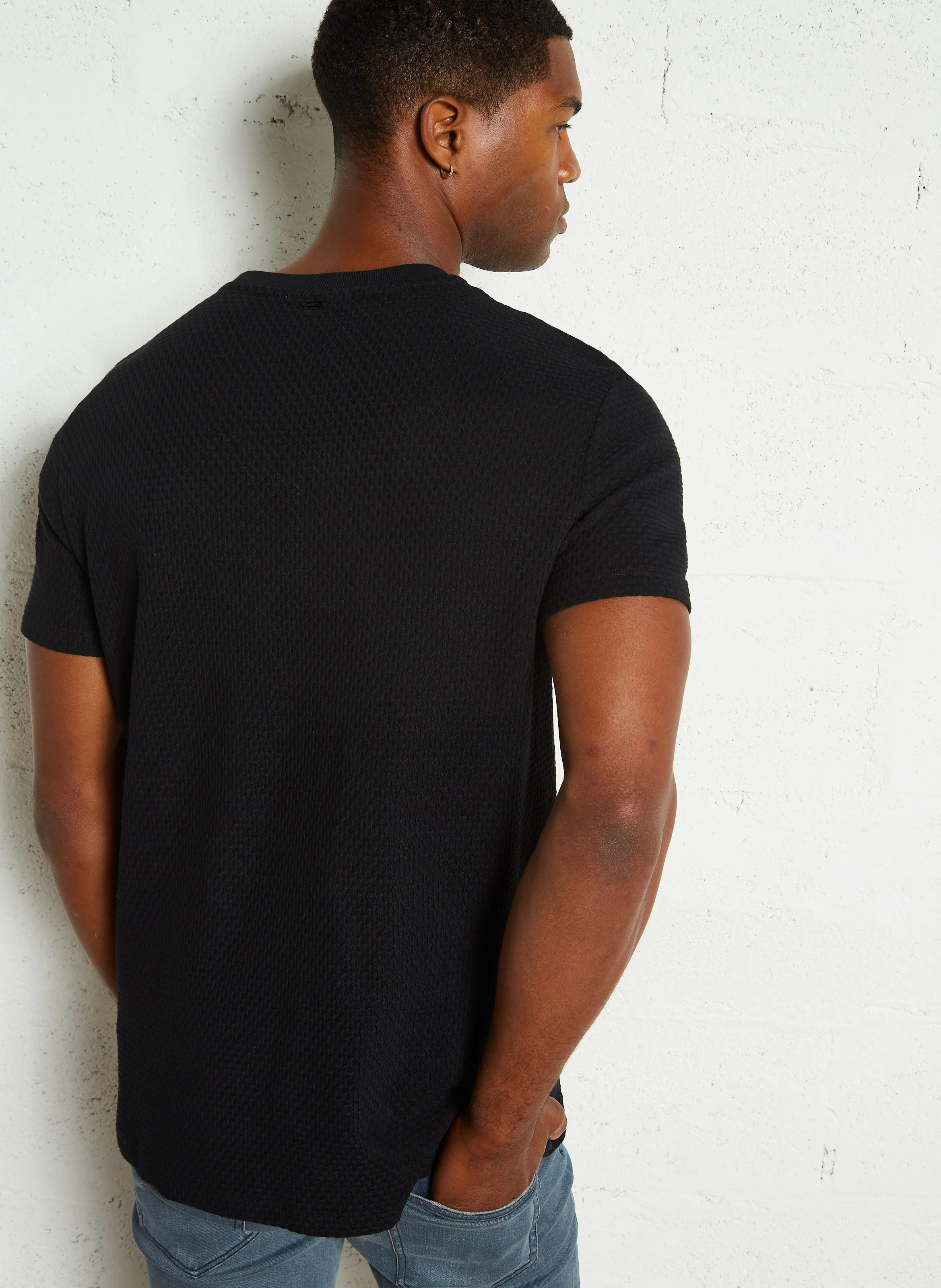 Tee-shirt droit col rond en coton | Noir