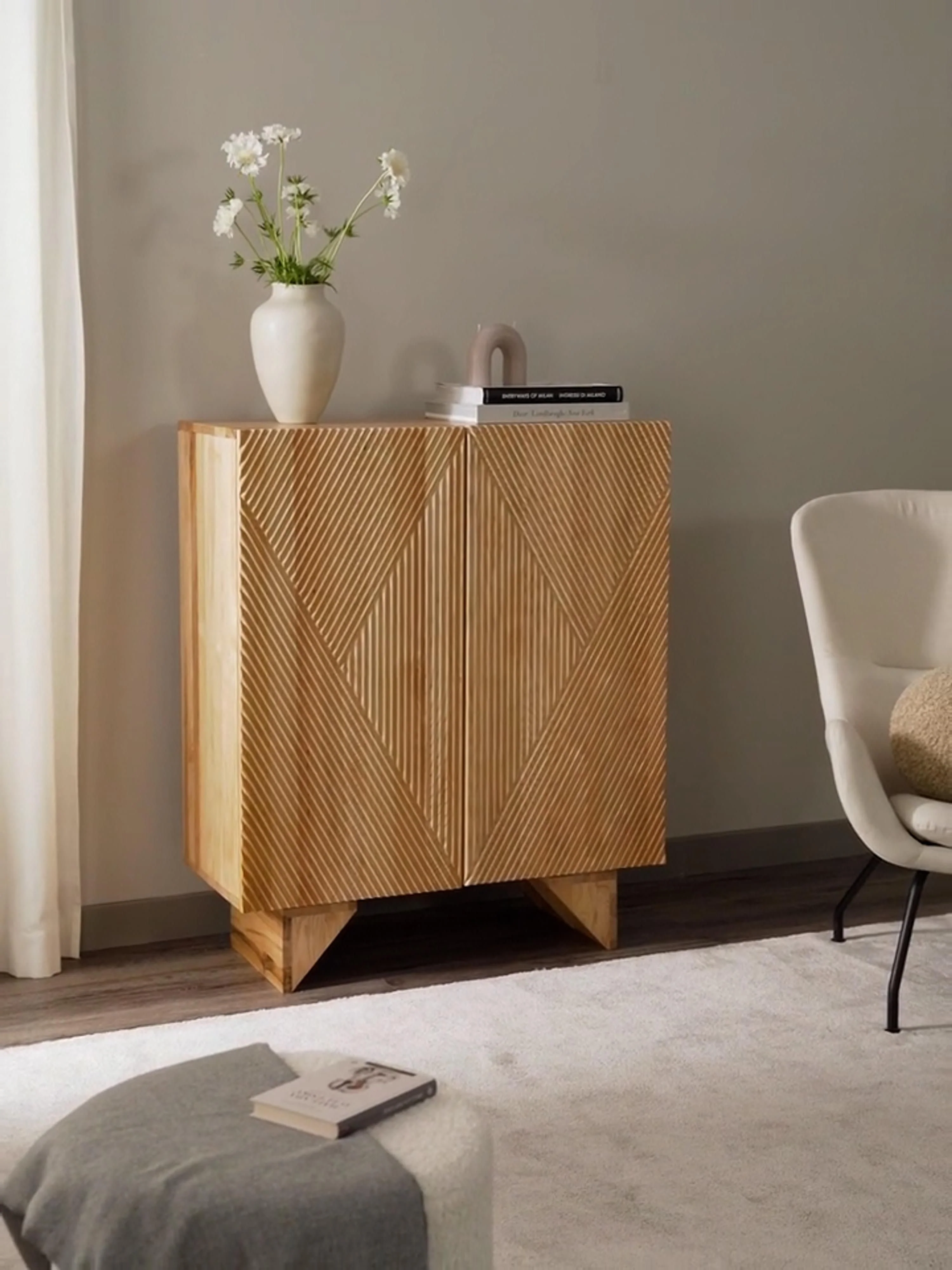Highboard Louis van essenhout