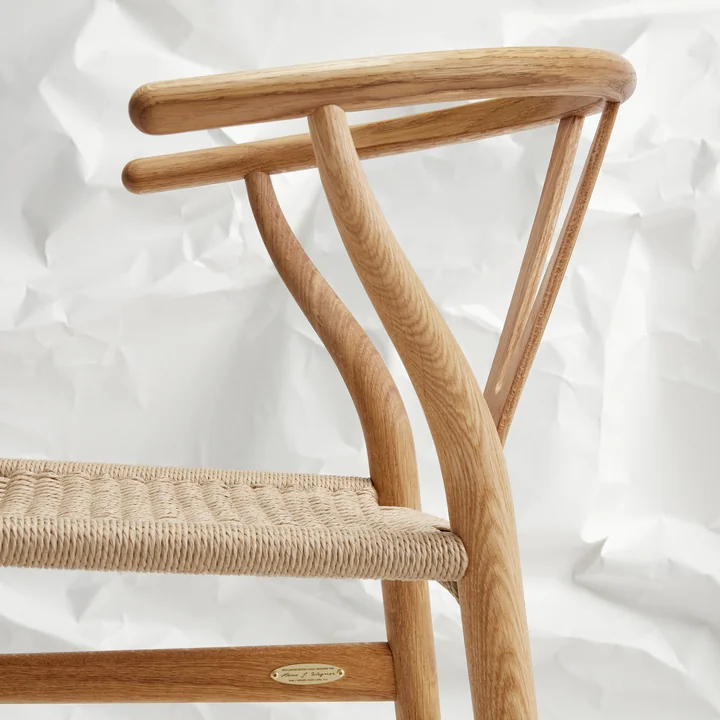 Carl Hansen - CH24 Wishbone Chair, Eiche geseift / Naturgeflecht