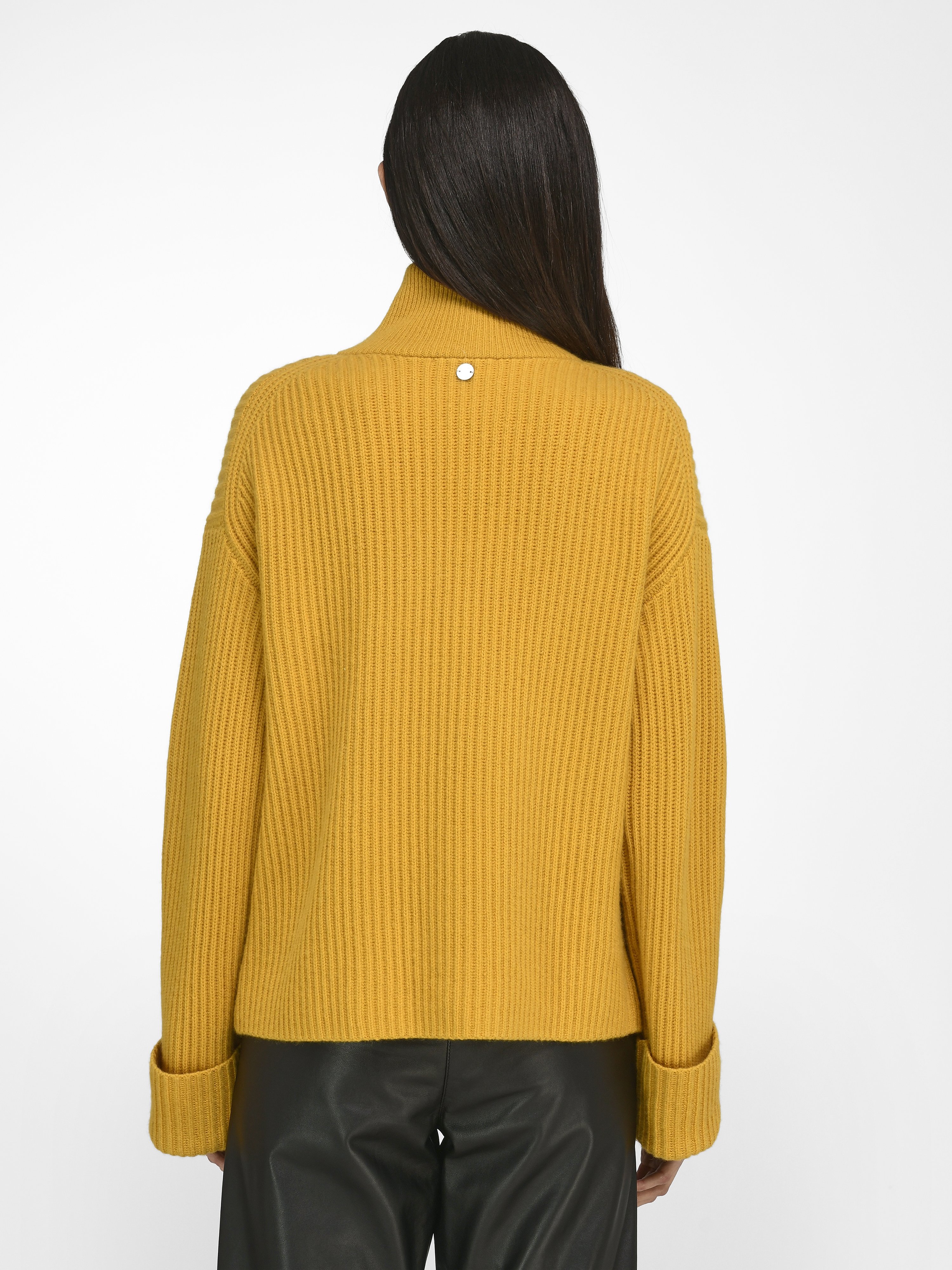 Pullover mit überschnittener Schulter