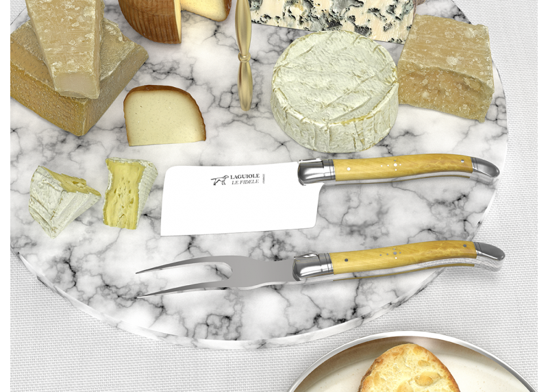Service à fromage Laguiole avec un manche en buis et mitres en acier inoxydable