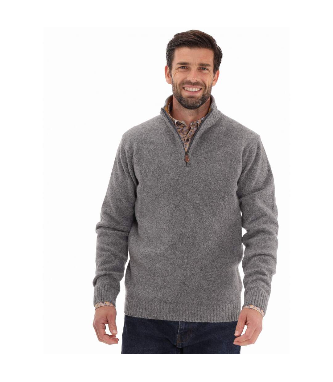 Pull col zippé bien chaud