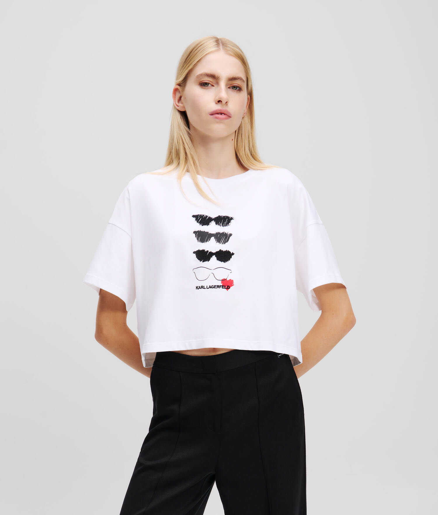 T-SHIRT BOXY LUNETTES DE SOLEIL