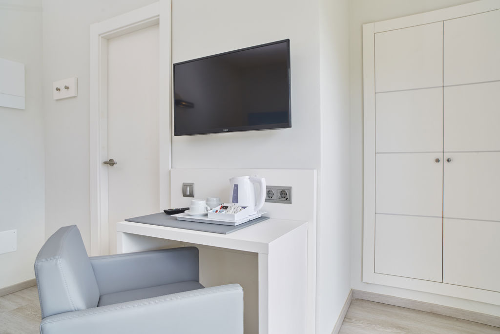 Invisa es Pla Hotel Logies en ontbijt - Hotel