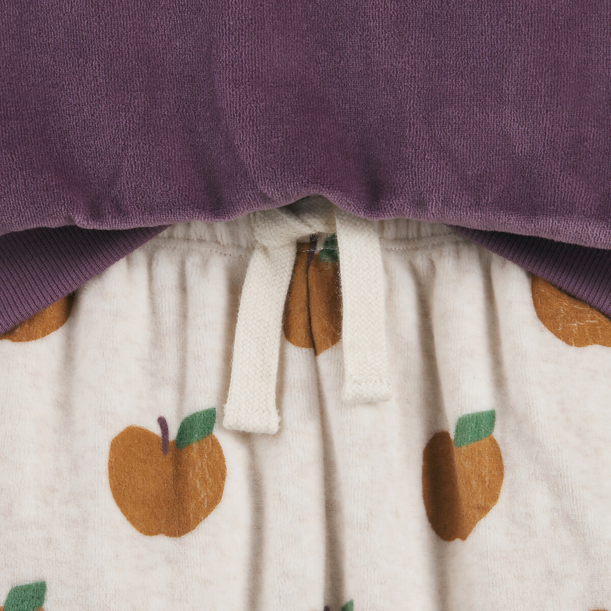 COLEÇÃO LA REDOUTE<br>Conjunto de 2 pijamas de veludo com estampa de maçã