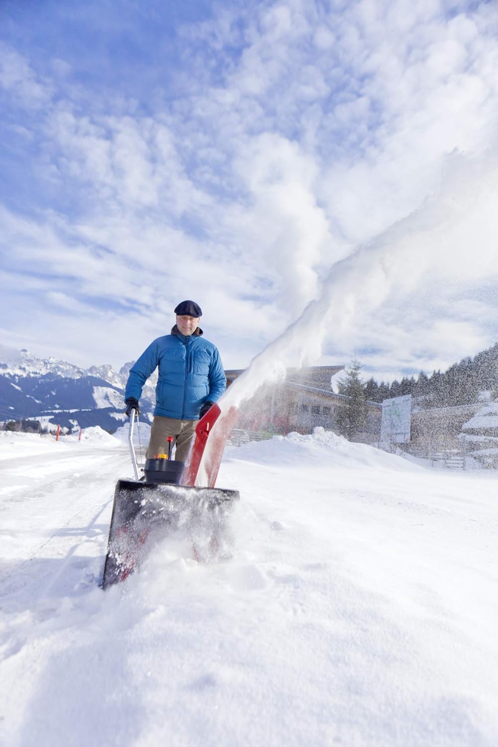 AL-KO Benzinschneefräse 560 II Snowline (4.0 kW, 182 ccm, 56 cm Räumbreite, Einzugshöhe 30 cm, drehbarer Auswurfschacht, Radantrieb mit 5 Vorwärts- und 2 Rückwärtsgängen, Luftbereifung)