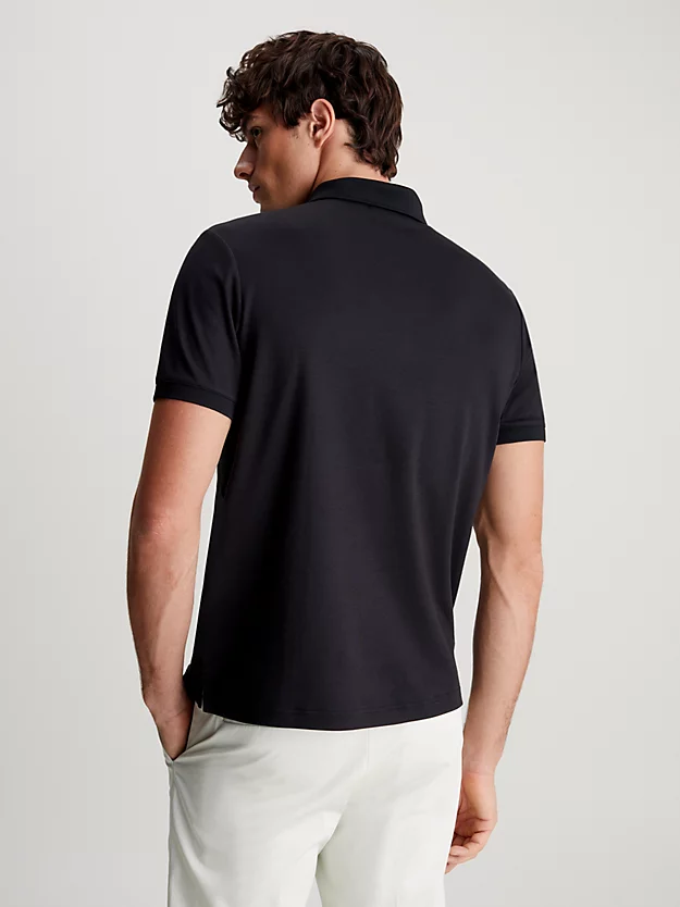Camisa polo com gola de zíper