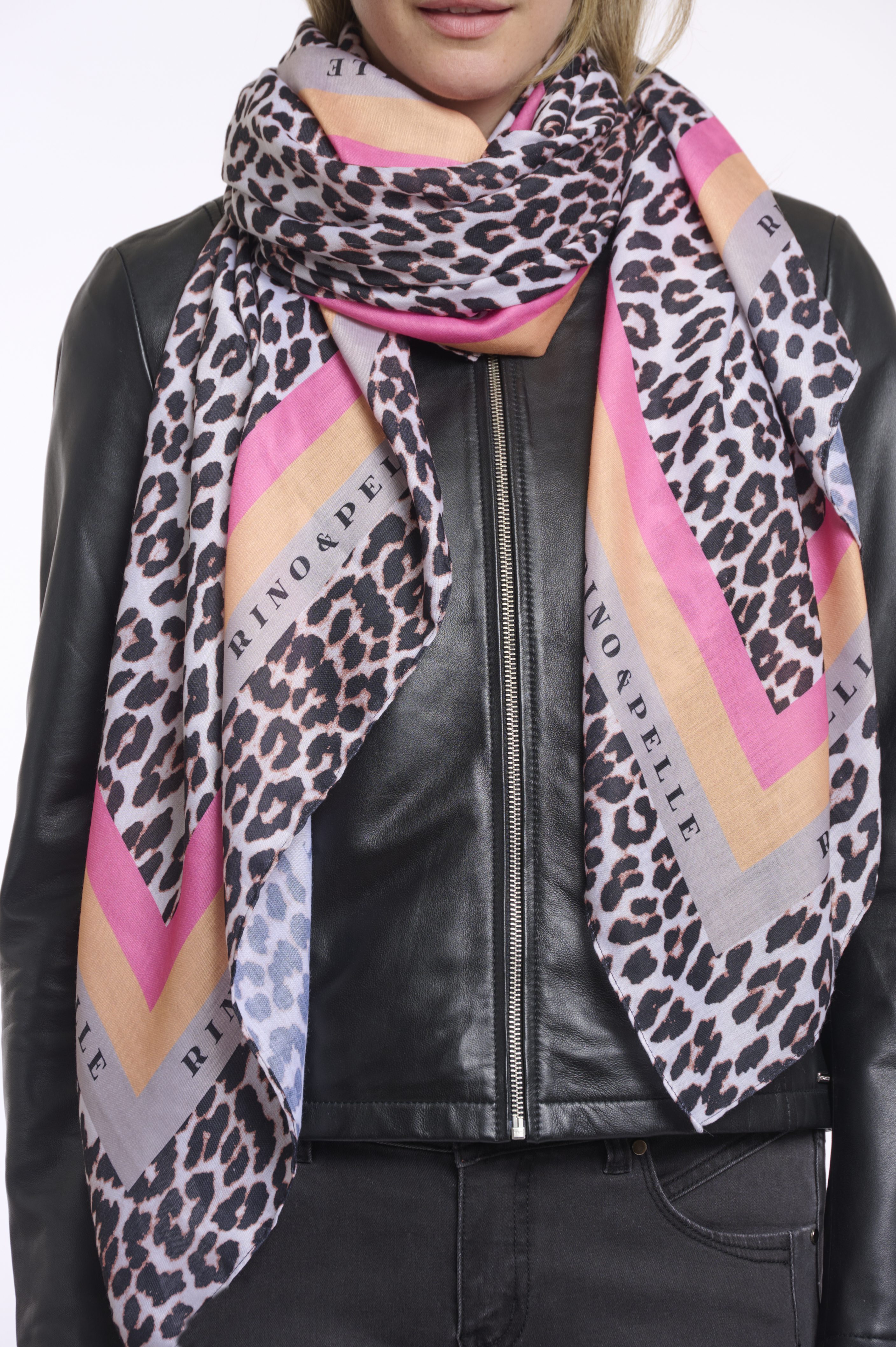 Rino en Pelle - Klaartje Printed Scarf - Leopard