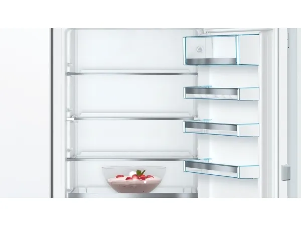 Bosch Serie | 6 KIS87AFE0 - Køleskab/fryser - bund-fryser - til indbygning - niche - bredde: 56 cm - dybde: 55 cm - højde: 177.5 cm - 272 liter - Klasse E - Fladhængsel