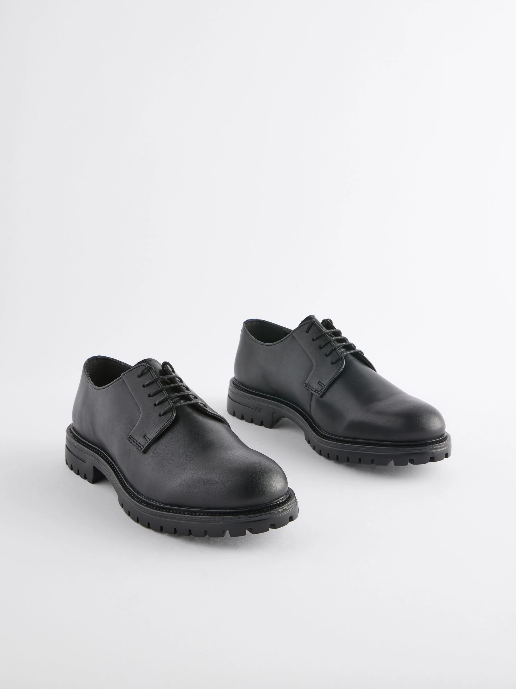 Zwart - Leren derby-schoenen met profielzool
