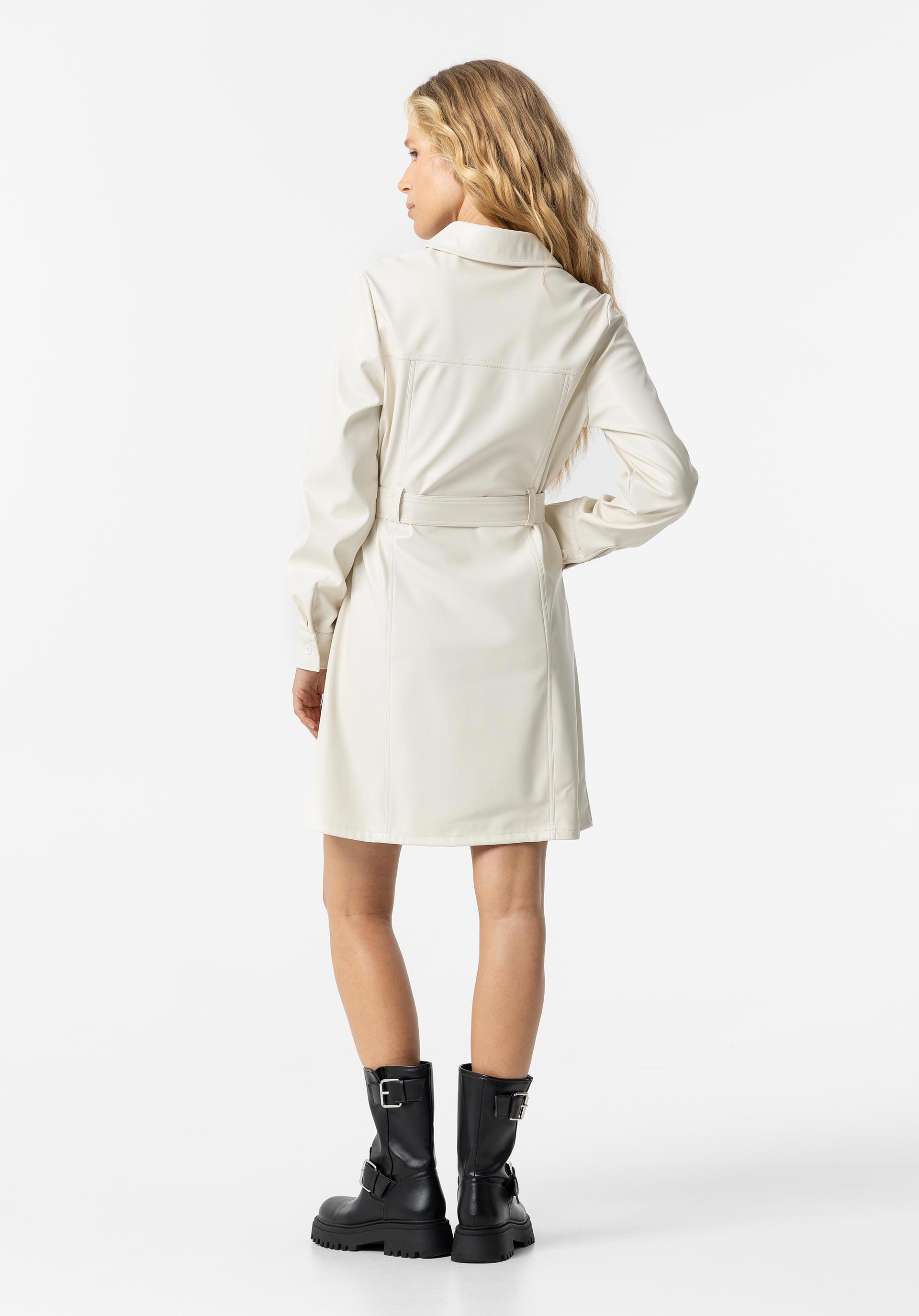 Vestido Efeito Pele com Cinto