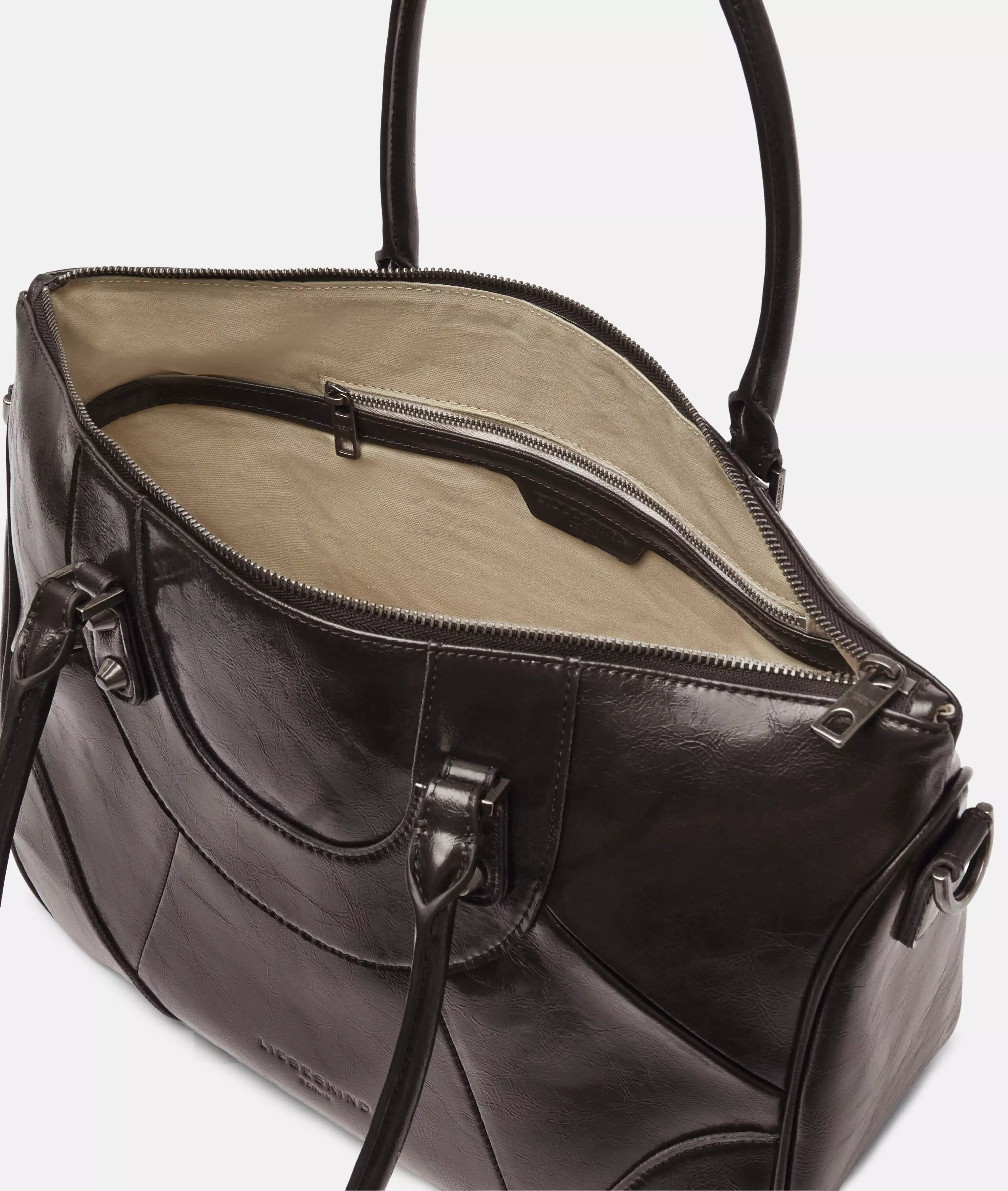 Satchel Spacious bag with glossy finish