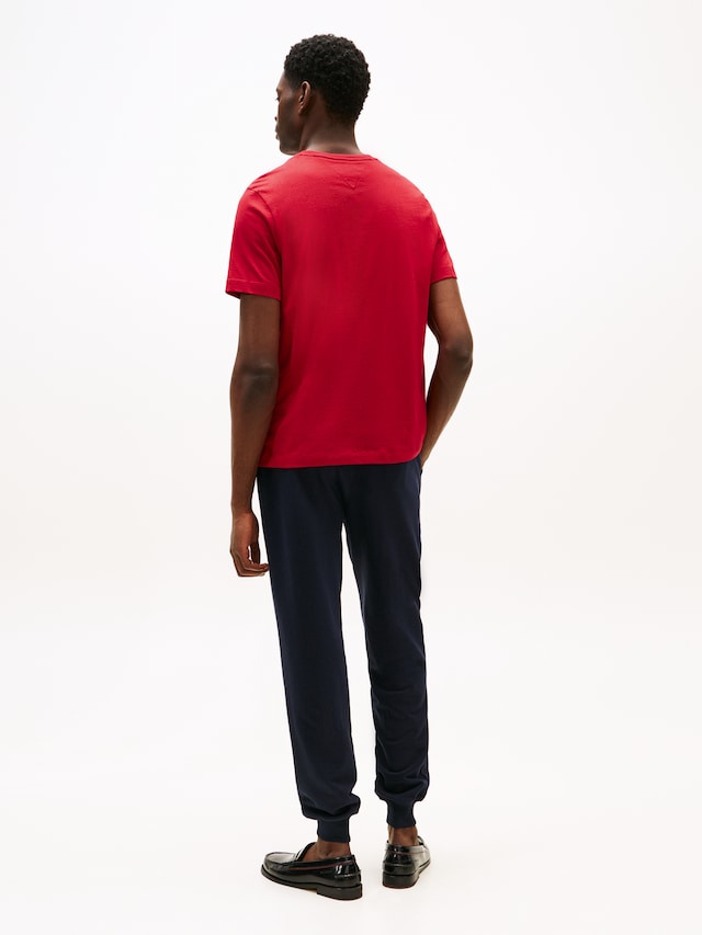 Tommy Hilfiger T-Shirt »ESSENTIAL REG FIT SOLID TEE mit Stickerei und Rundhals«, unifarben, casual, regular fit, Baumwolle, Rundhals