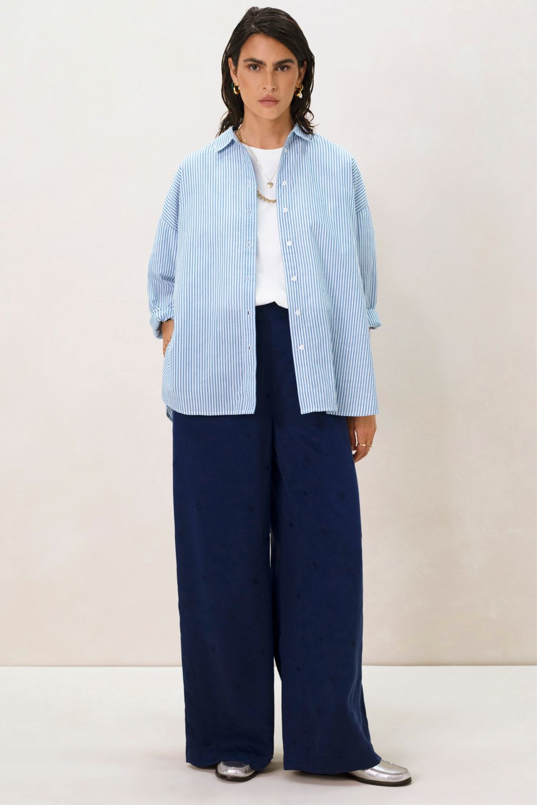 Donkerblauwe pantalon met embroidery