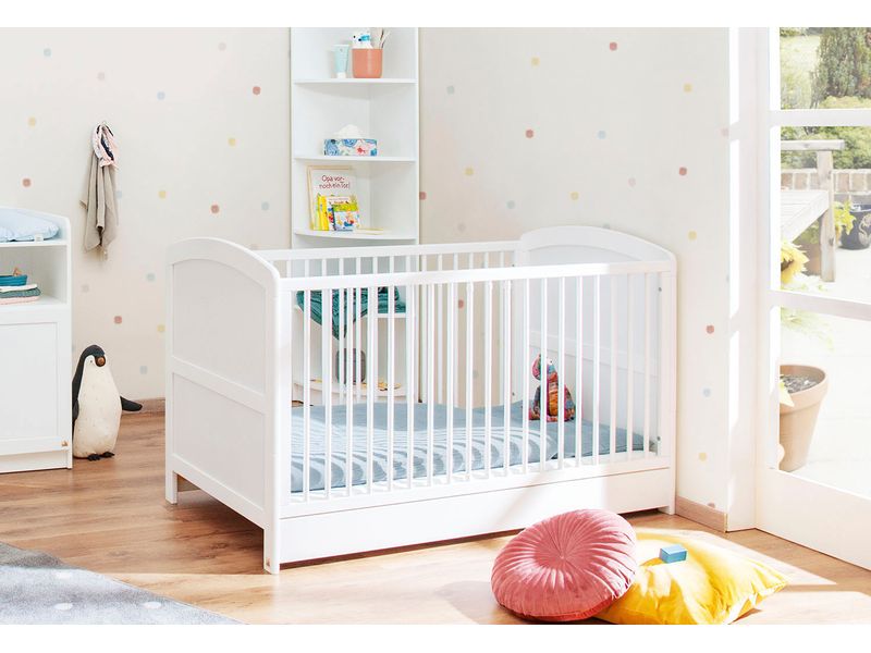Pinolino Babybett Laura Weiss 70 x 140 cm Stabiles und umbaubares Kinderbett mit 3-fach höhenverstellbarem Lattenrost
