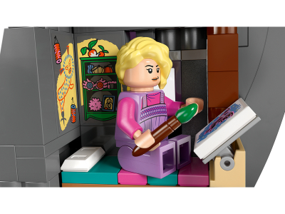 LEGO Het huis van Loena Leeflang (76467)