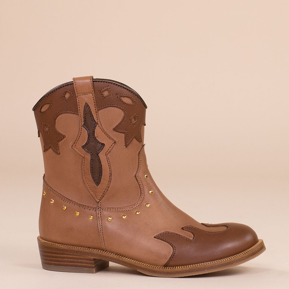Zecchino d'Oro laag 1505 bruin met studs
