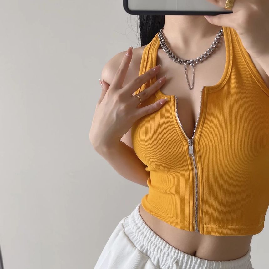 Reknovine - Haltertop met rits, open rug en geribbelde effen crop top