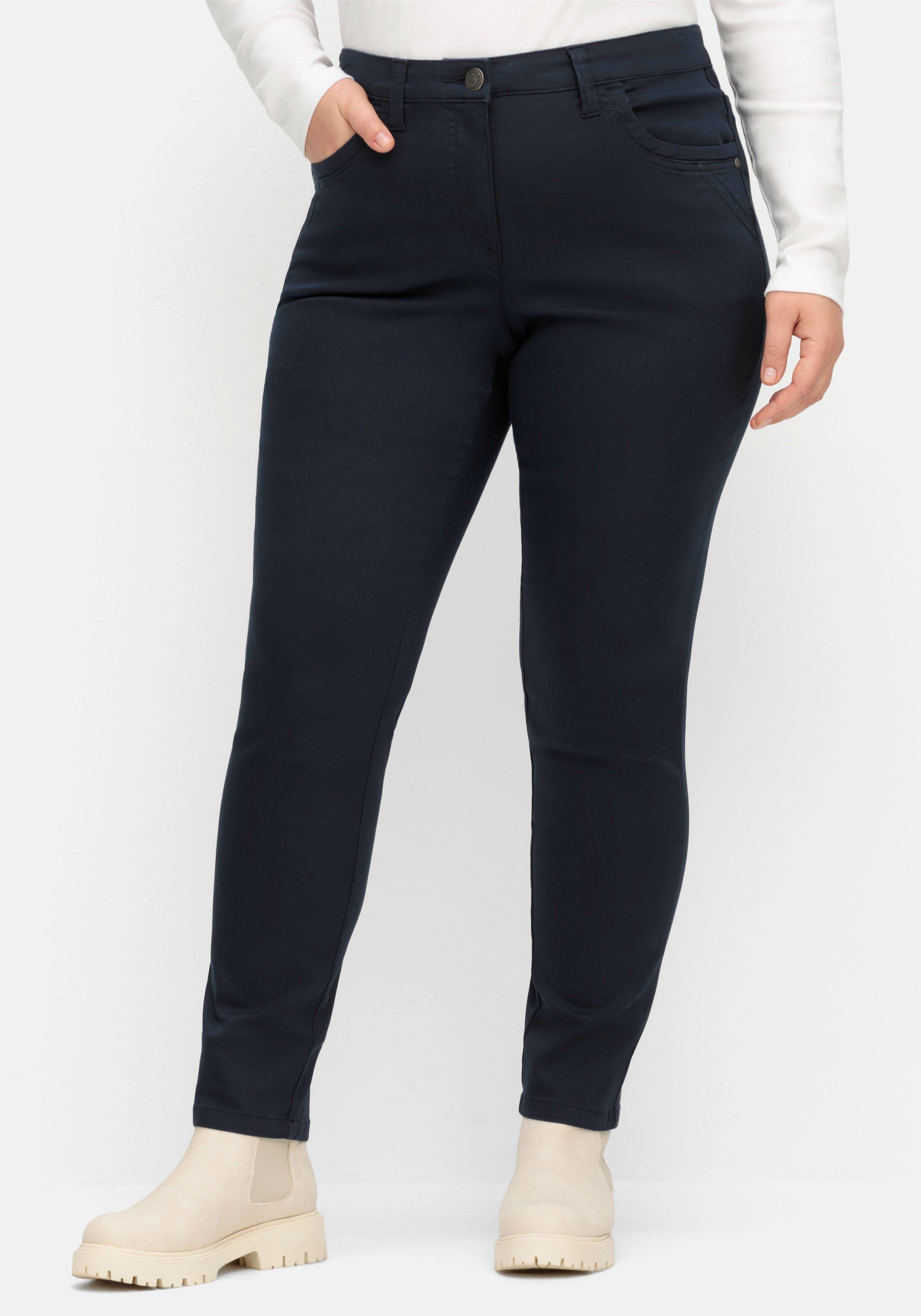 Schmale Twillhose im 5-Pocket-Stil, mit Ziernähten