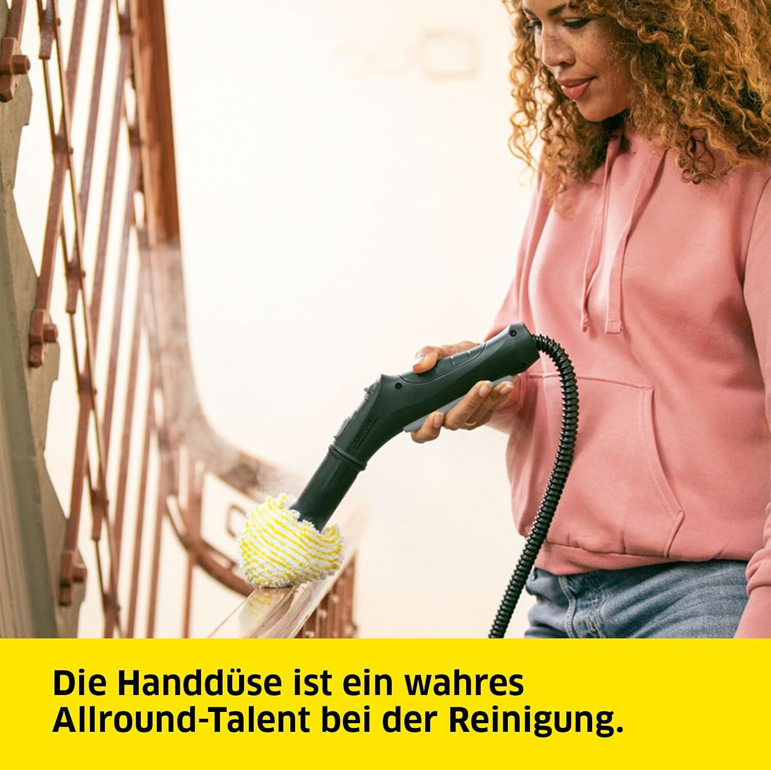 Kärcher Dampfreiniger SC 2 Deluxe, Flächenleistung: ca. 75m², Tank: 1 l, Dampfdruck: max. 3,2 bar, Aufheizzeit: 6,5 min., Heizleistung: 1.500 W, mit Bodenreinigungsset EasyFix und 3 Düsen