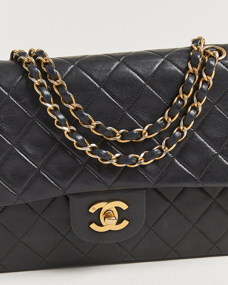 Chanel Pre-Owned Classic Double Flap Medium Lambskin Black