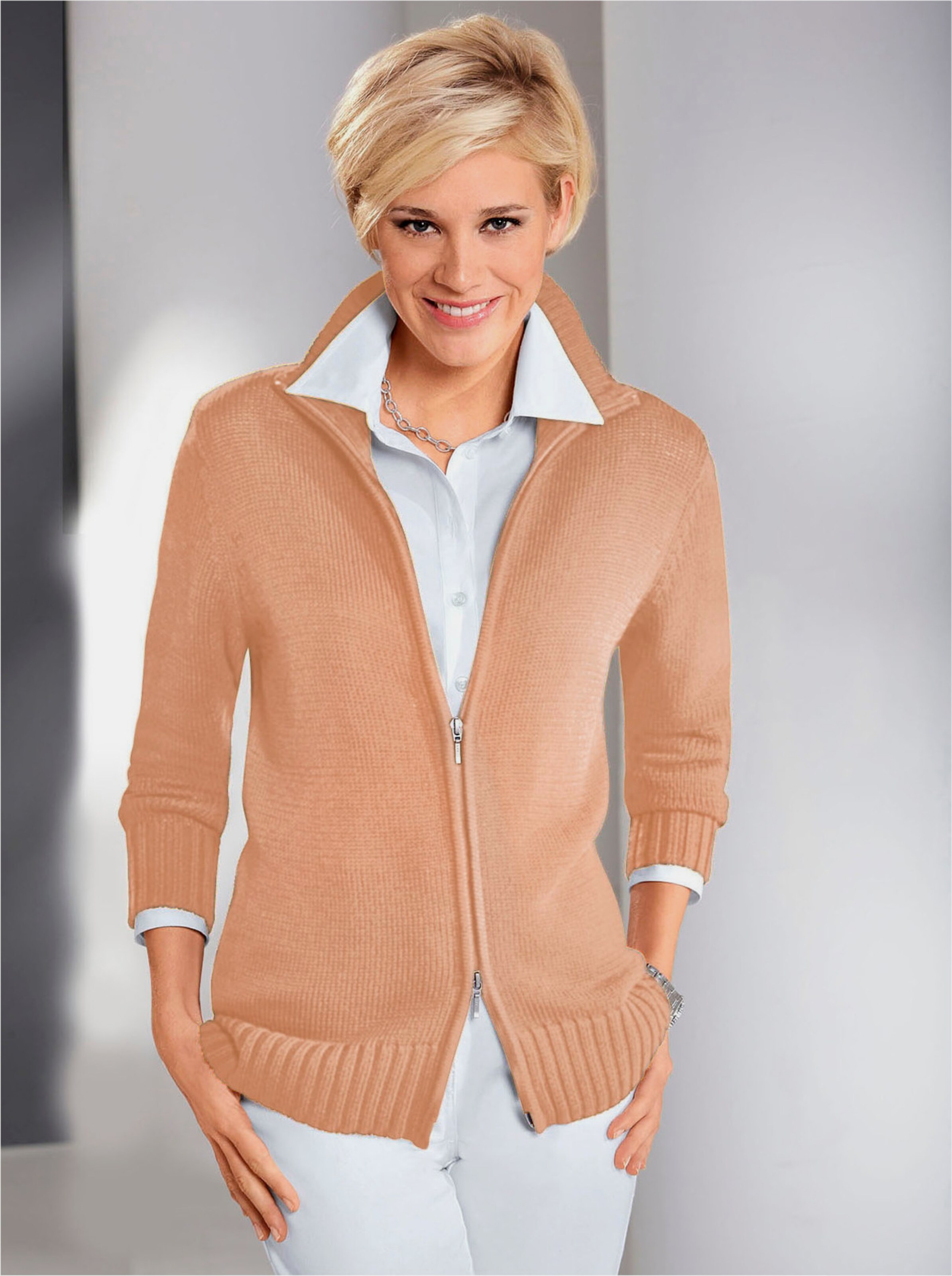 Strickjacke