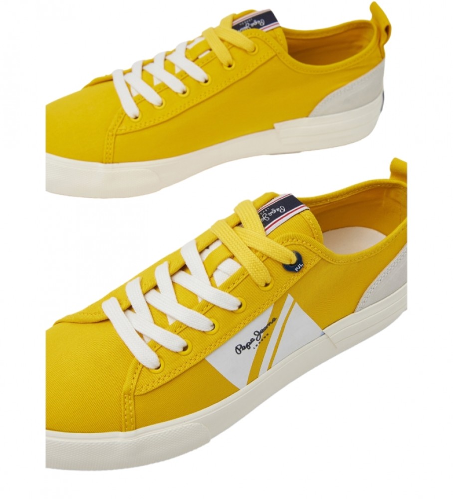 Tênis vulcanizado amarelo com a bandeira Allen da Pepe Jeans