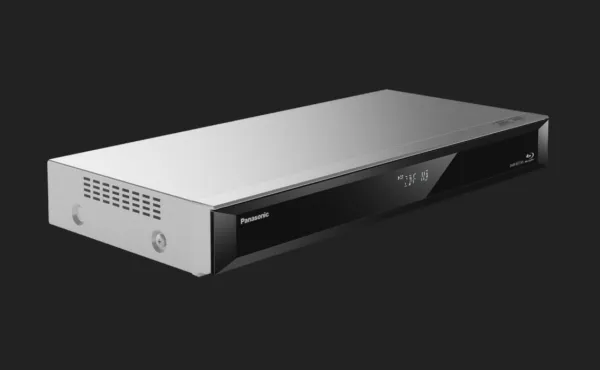 [OUTLET] - Panasonic DMR-BST765 - 3D Blu-ray diskoptager med TV tuner og HDD - Eksklusiv - Wi-Fi