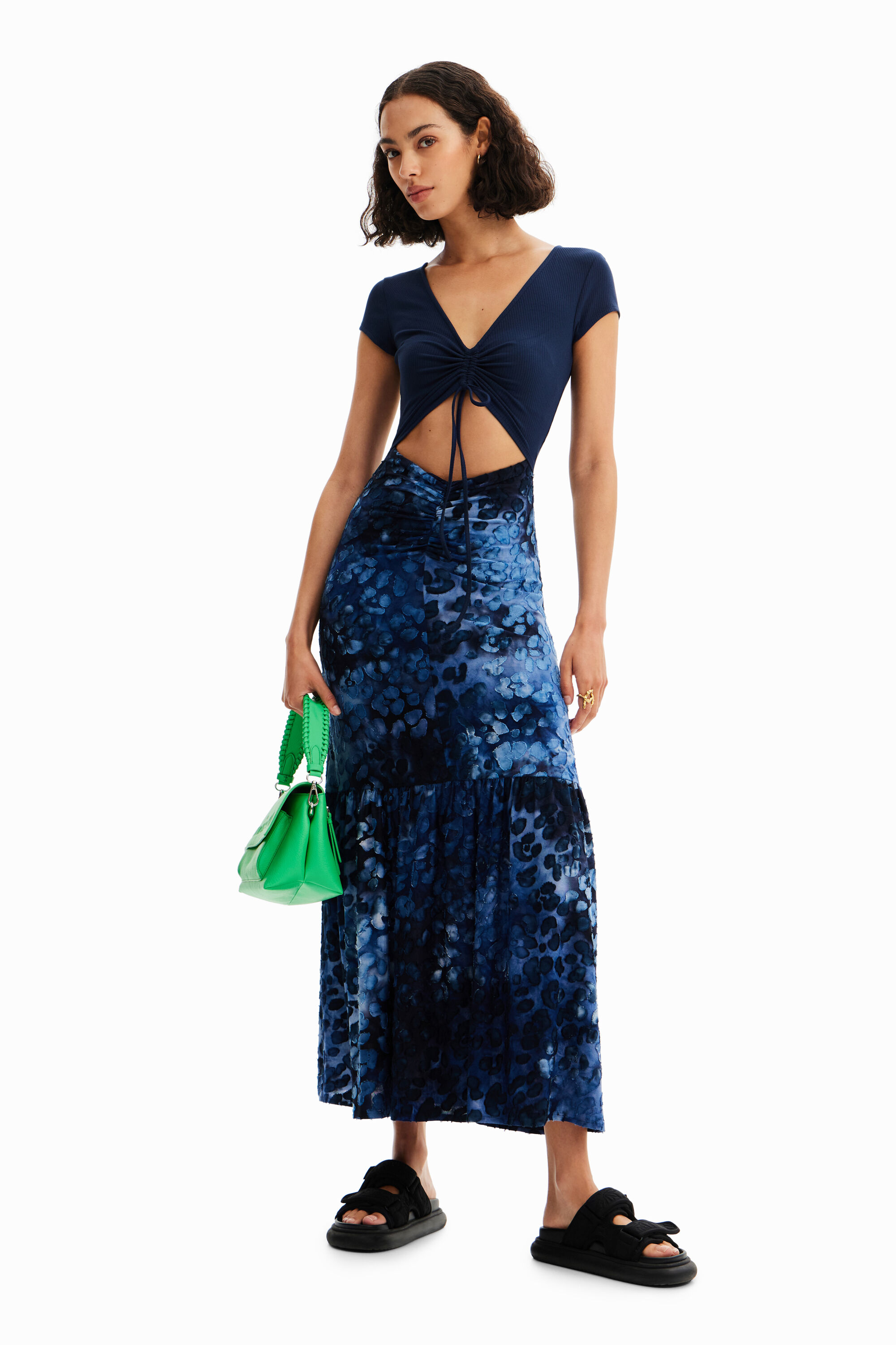 Robe longue combinée texturée animal print