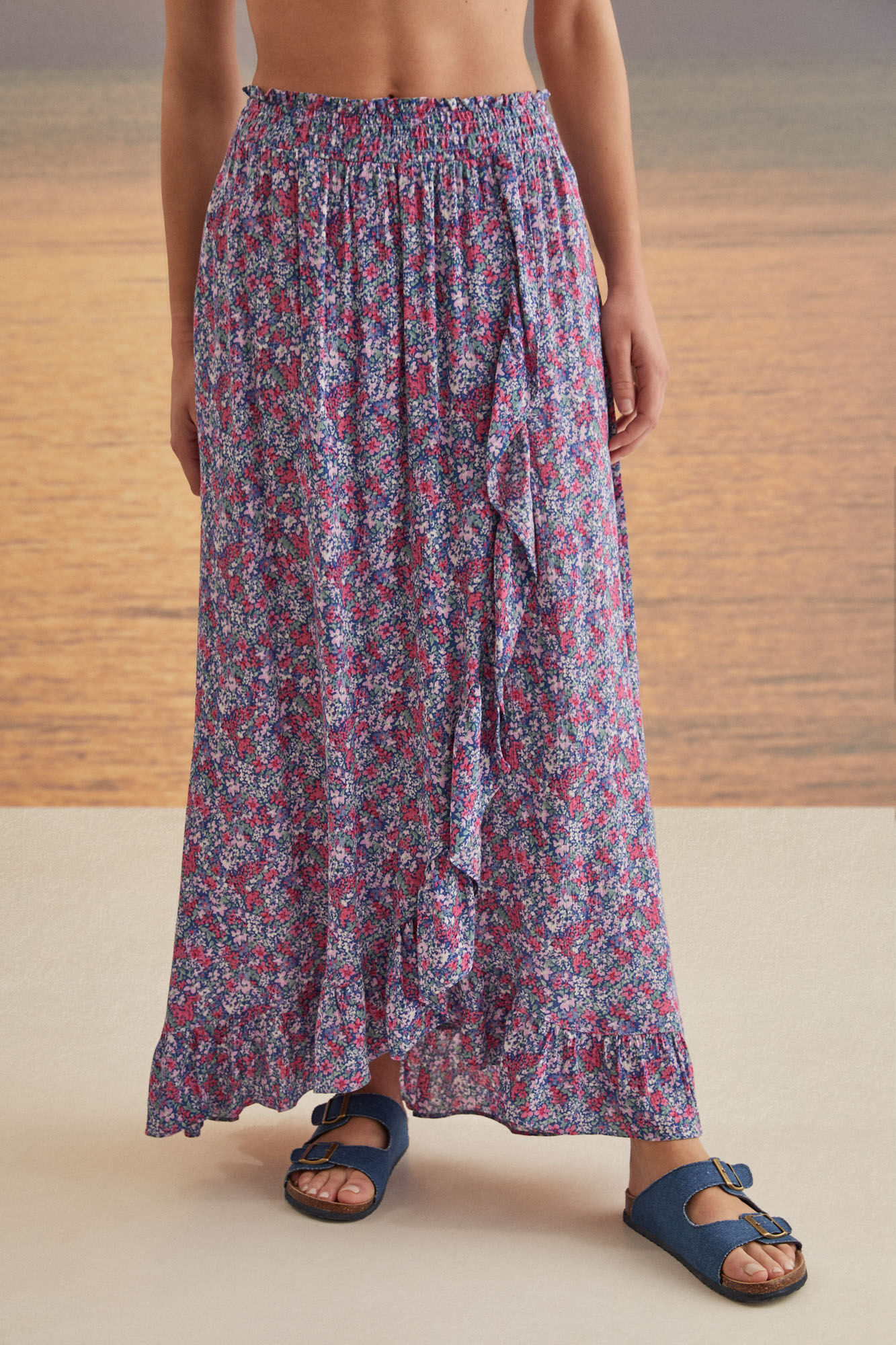 Saia longa rosa com estampa floral
