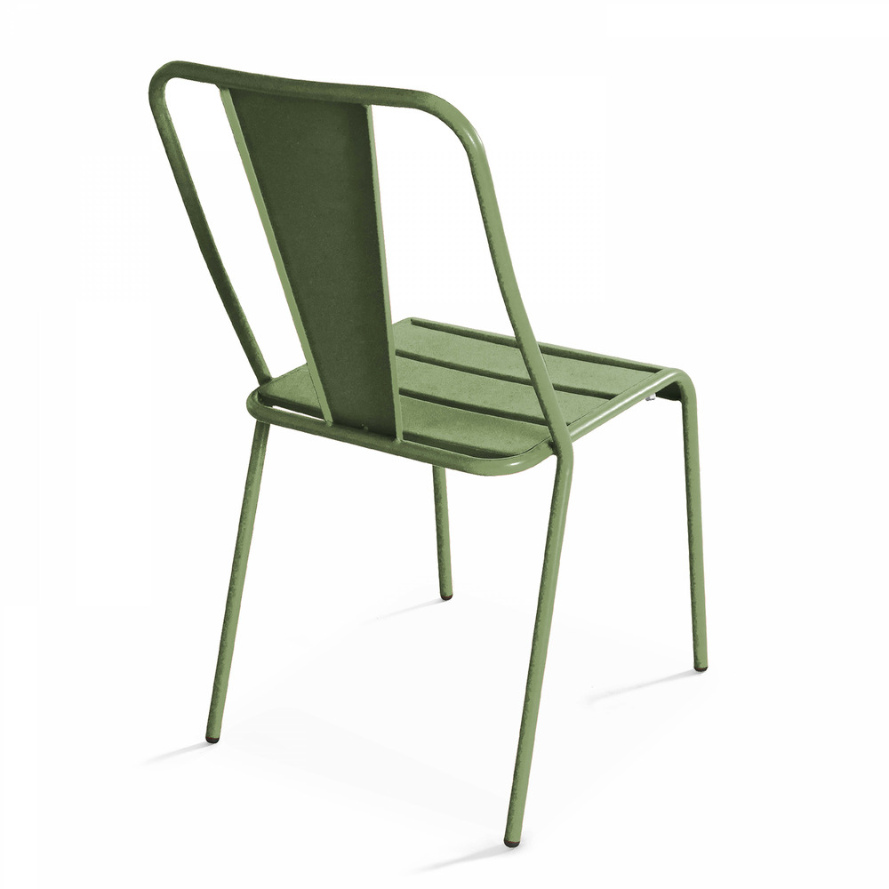 Chaise en métal vert cactus