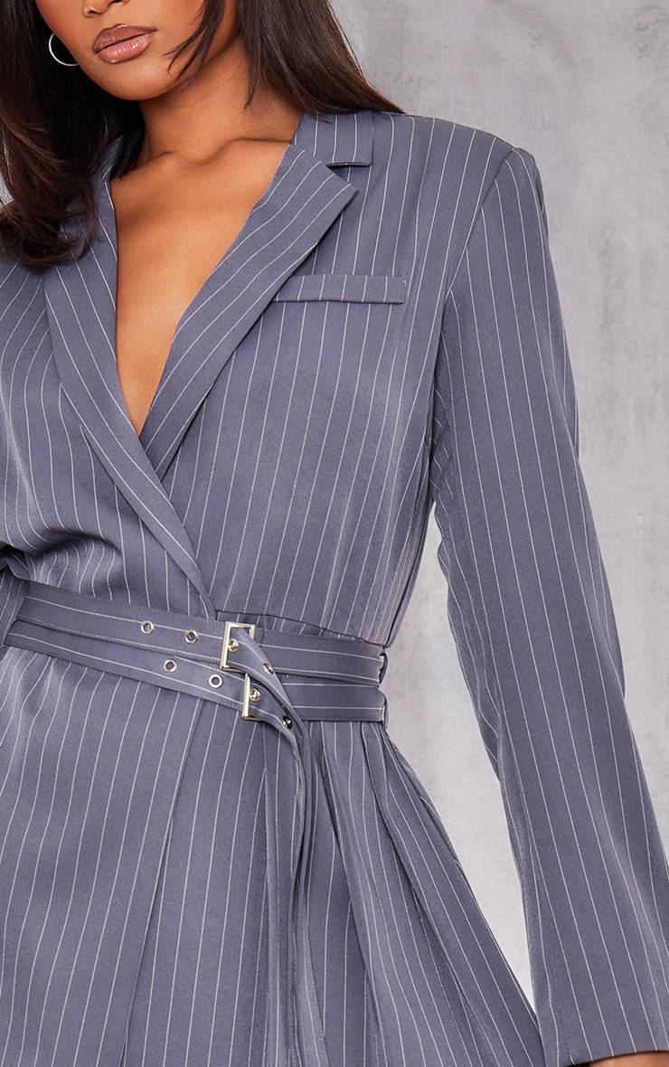 Gris Robe Blazer Cintrée À Fines Rayures