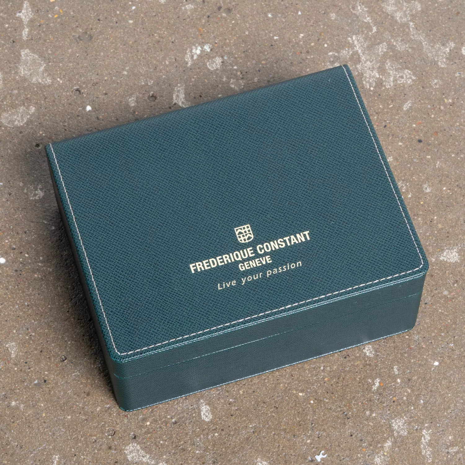 Frederique Constant Highlife Heart Beat FC-310N4NH6B