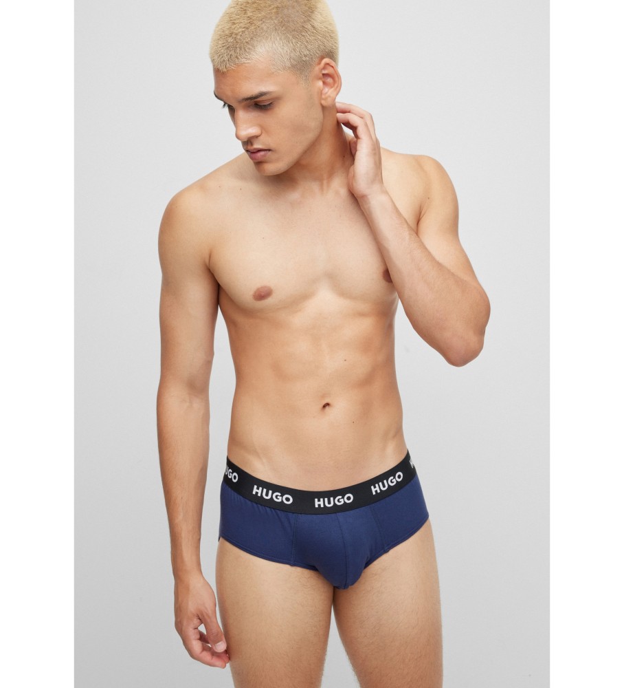 Conjunto de 3 cuecas HUGO em algodão elástico com logotipo azul-marinho.